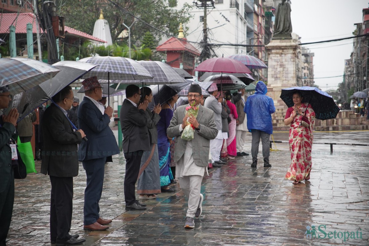ministers-in-indra-jatra-(11)-ink-1790331183.jpeg