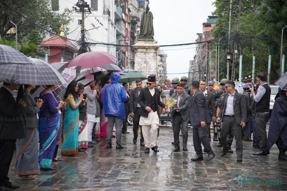 ministers-in-indra-jatra-(12)-ink-1790331183.jpeg