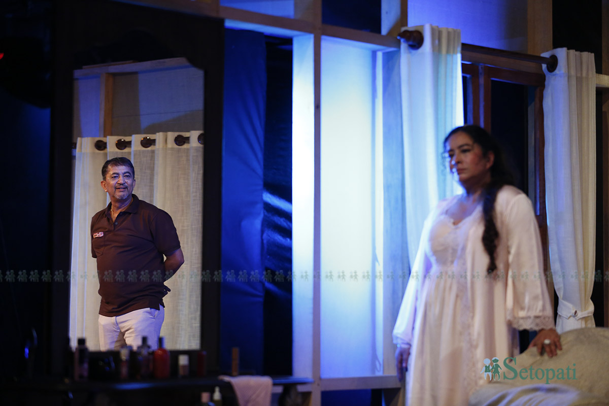 miss-menuka-natak--(8)-1785469754.jpg