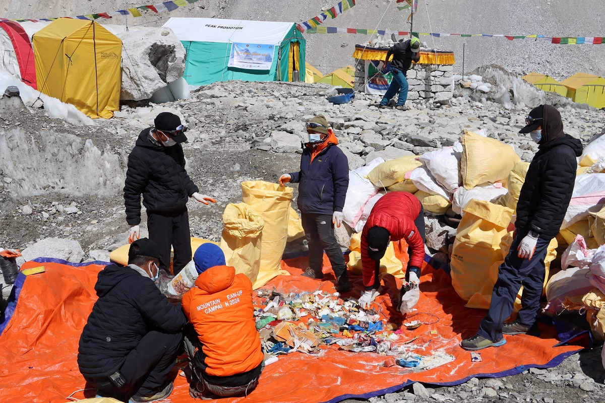 mountain-cleaning-1717659751.jpg