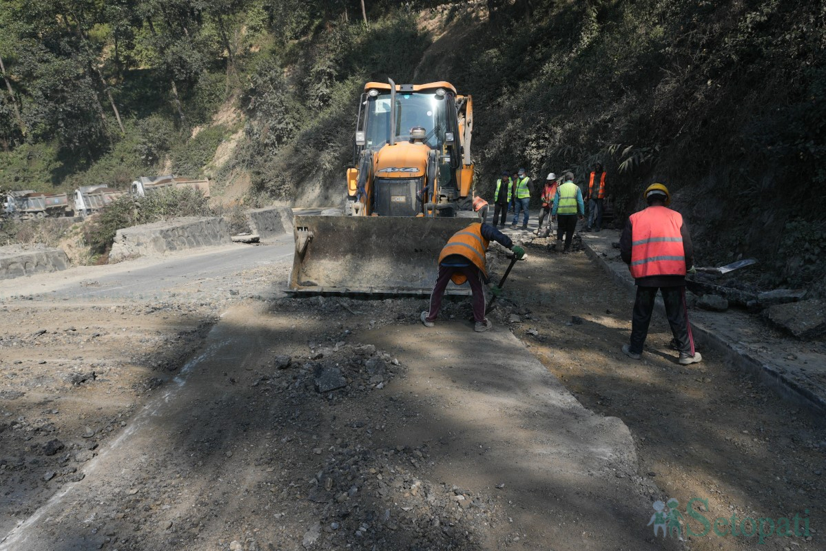 nagdhunga-naubise-road-(4)-1765352943.jpg