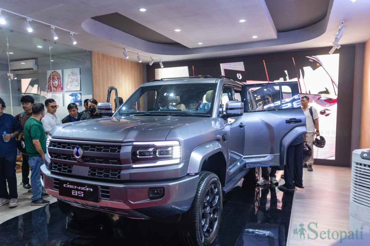 naima-auto-show-(12)-1786521908.jpg