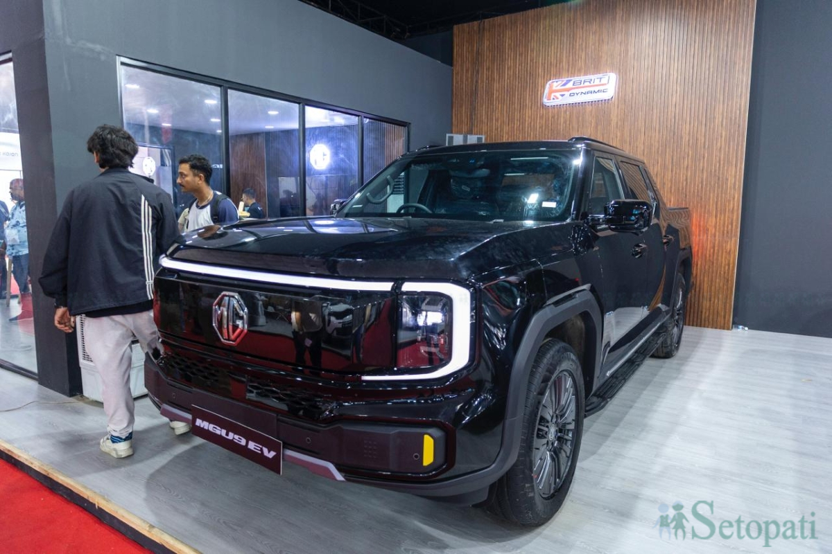 naima-auto-show-(5)-1786521906.jpg