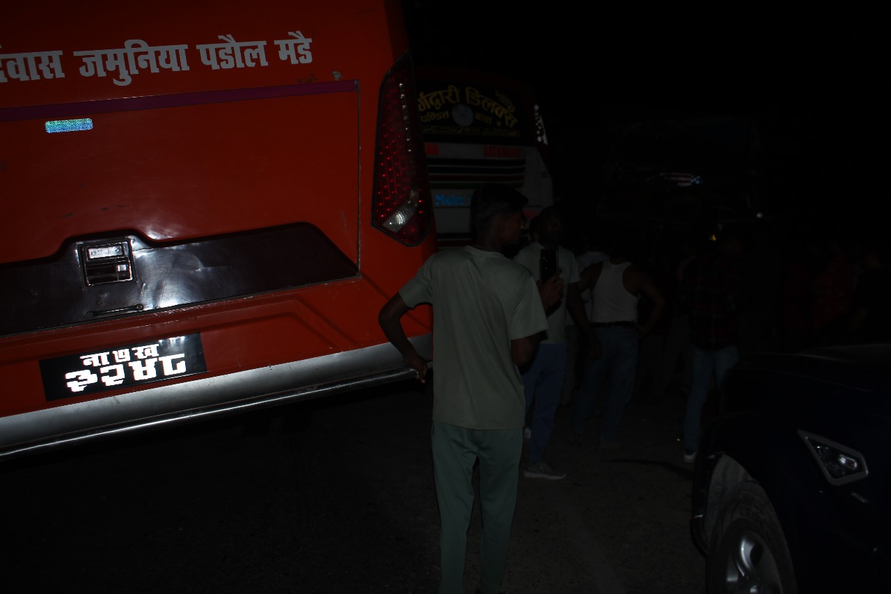 narayangadh-muglin-accident-(2)-1716773743.jpeg