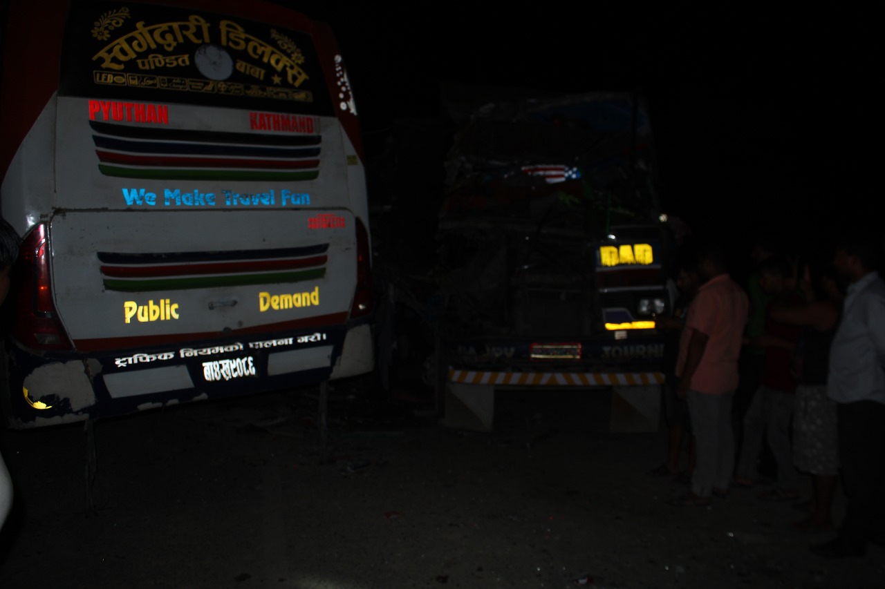narayangadh-muglin-accident-(4)-1716773743.jpeg