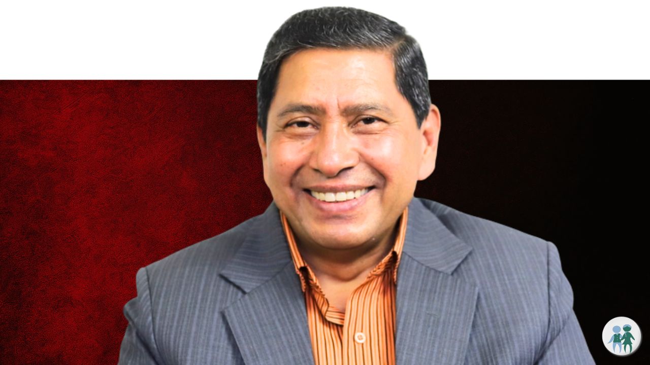 नारायणकाजी श्रेष्ठ।