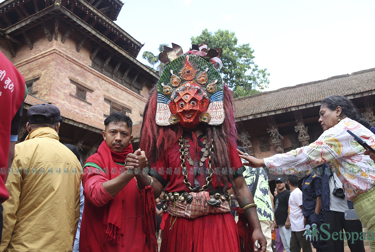 nawdurga-nach-(18)-1759900037.jpg