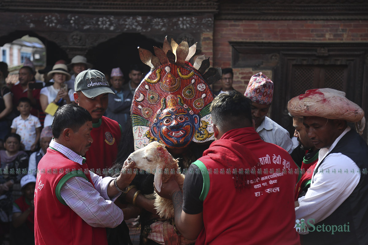 nawdurga-nach-(22)-1759900039.jpg