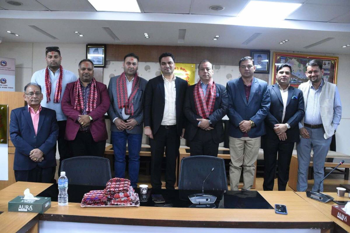 nrna-with-health-minister-1746669301.jpg