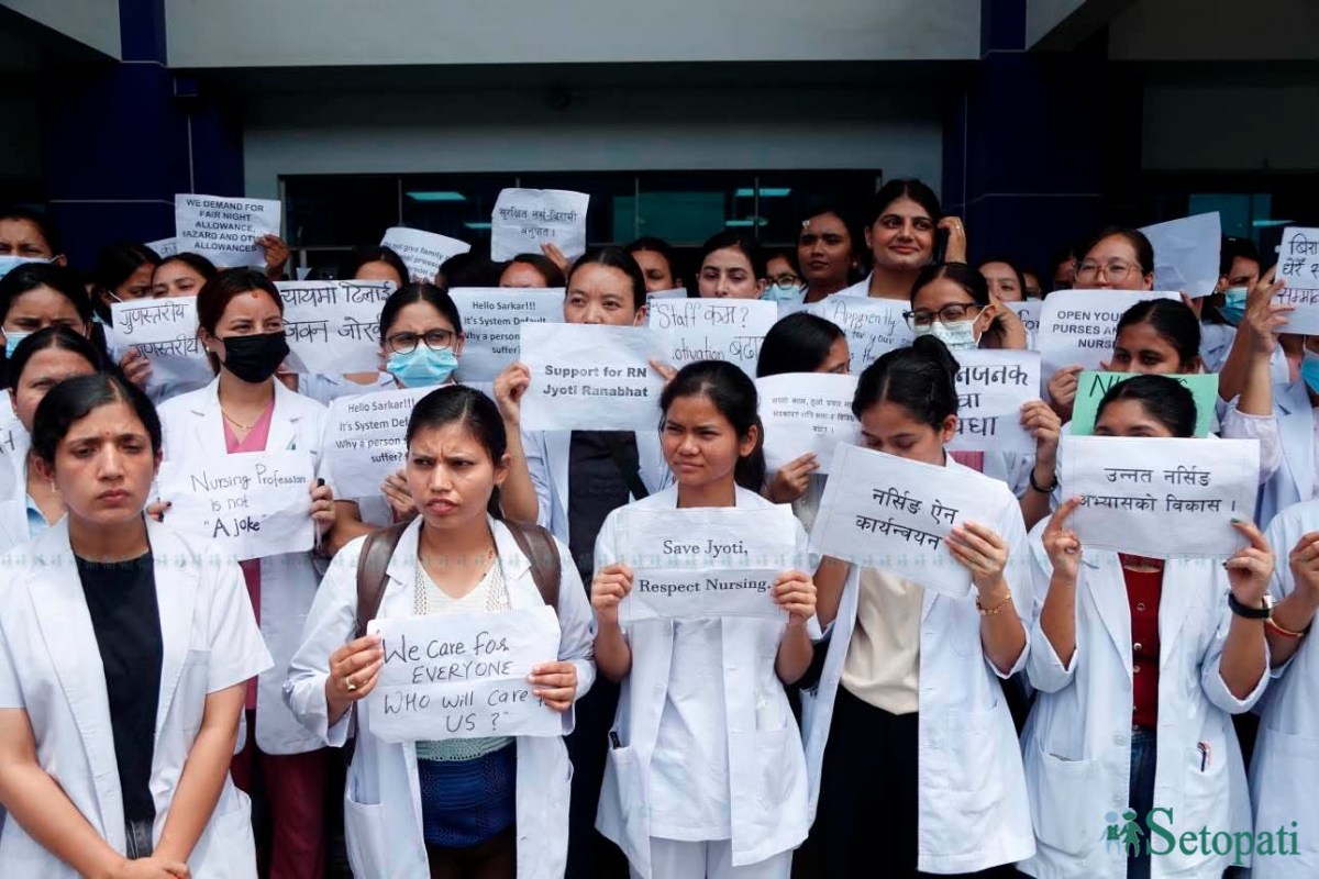 nurse-on-protest-(3)-1785822796.jpeg