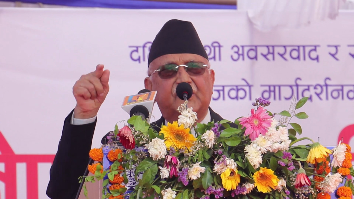 प्रदर्शनरत शिक्षकबारे प्रधानमन्त्री- आफ्नो मात्र हित हेरेर समस्या समाधान हुँदैन, भावनामा नबग्नुस्