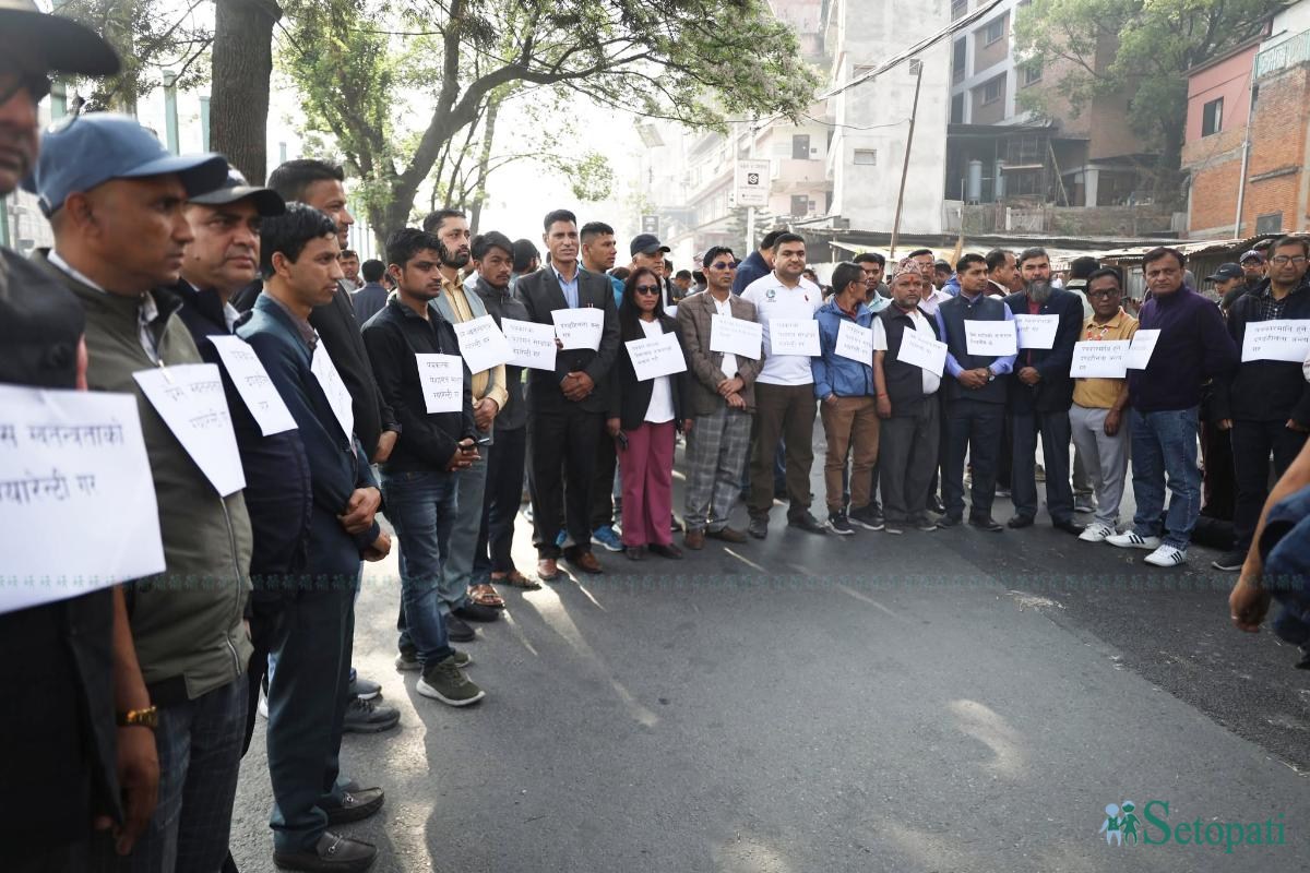 patrakar-protest-(8)-ink-1743223171.jpeg