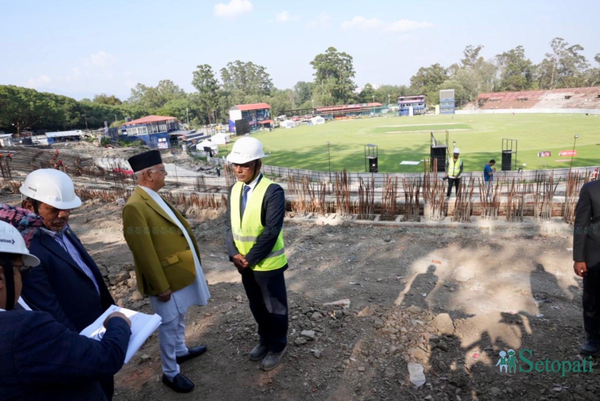 pm-oli-at-TU-ground-(5)-ink-1749381059.jpeg