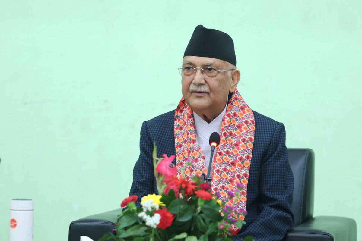 पुरानो भन्नेहरूलाई प्रधानमन्त्रीको जबाफ- मेसी एक दिनमा बनिँदैन