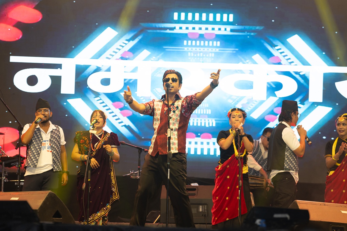 prakash-saput-1790853746.jpg
