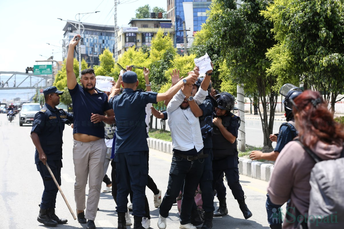 protest-for-Rebika-(11)-1748425904.jpg
