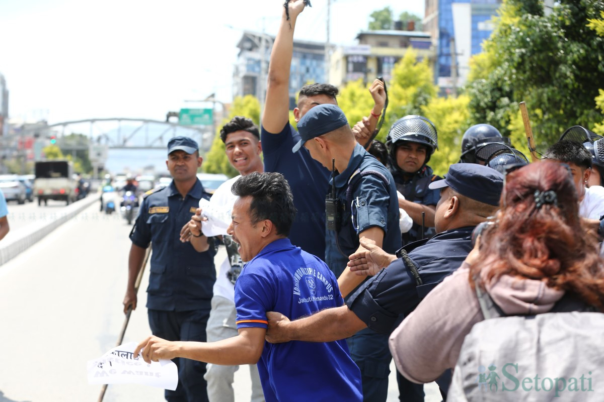 protest-for-Rebika-(15)-1748425908.jpg