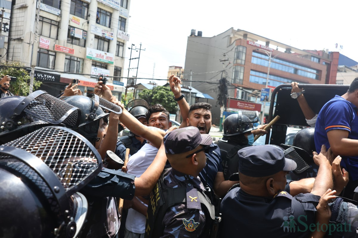 protest-for-Rebika-(7)-1748425902.jpg