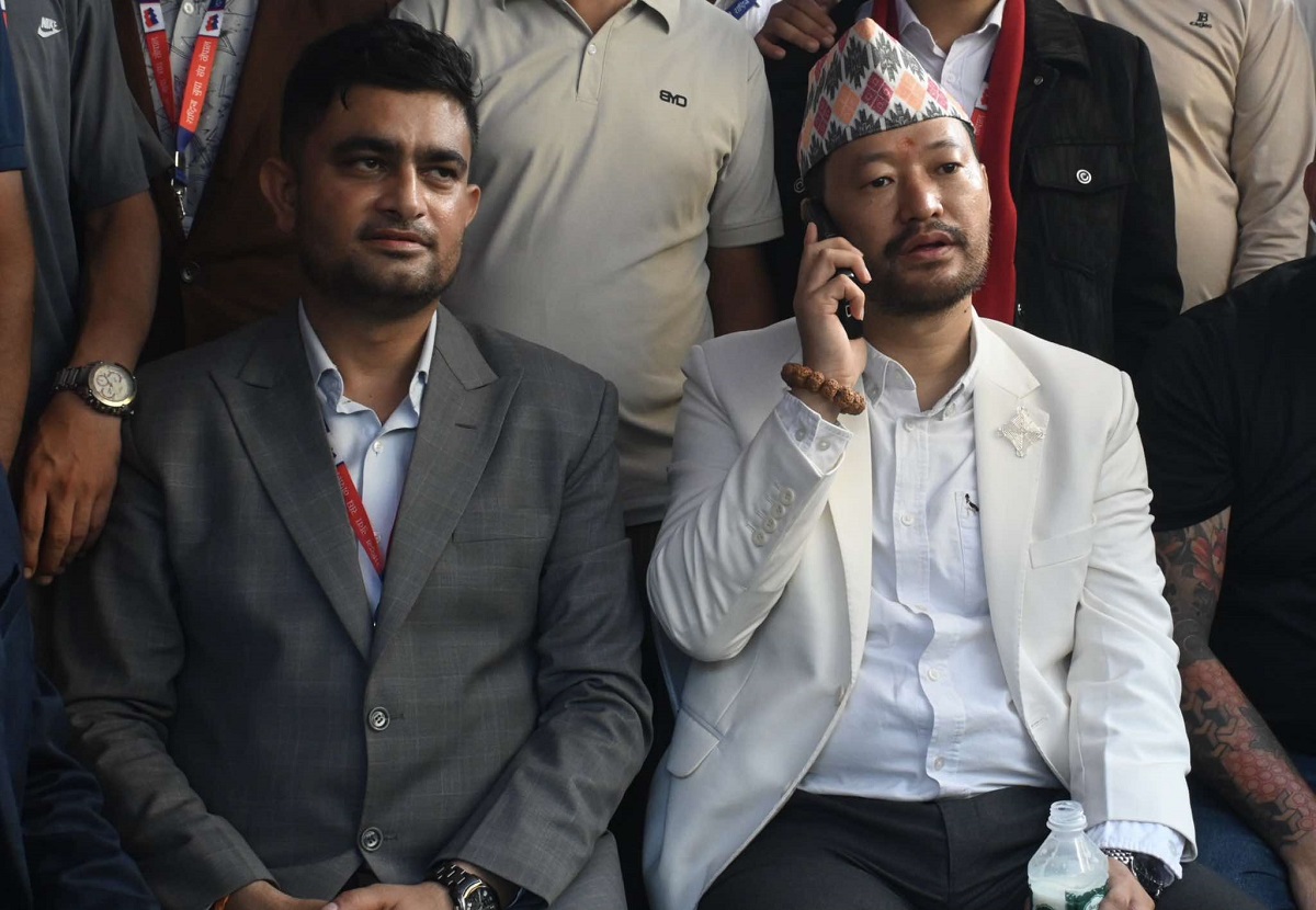 एमाले युवा संघ नेतृत्व छान्न मतदान जारी, थेबे र पुरी प्यानलबीच प्रतिस्पर्धा