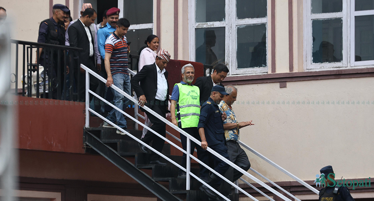 रवीन्द्र मिश्रलाई  हाजिरी जमानीमा छाड्न सर्वोच्चको आदेश