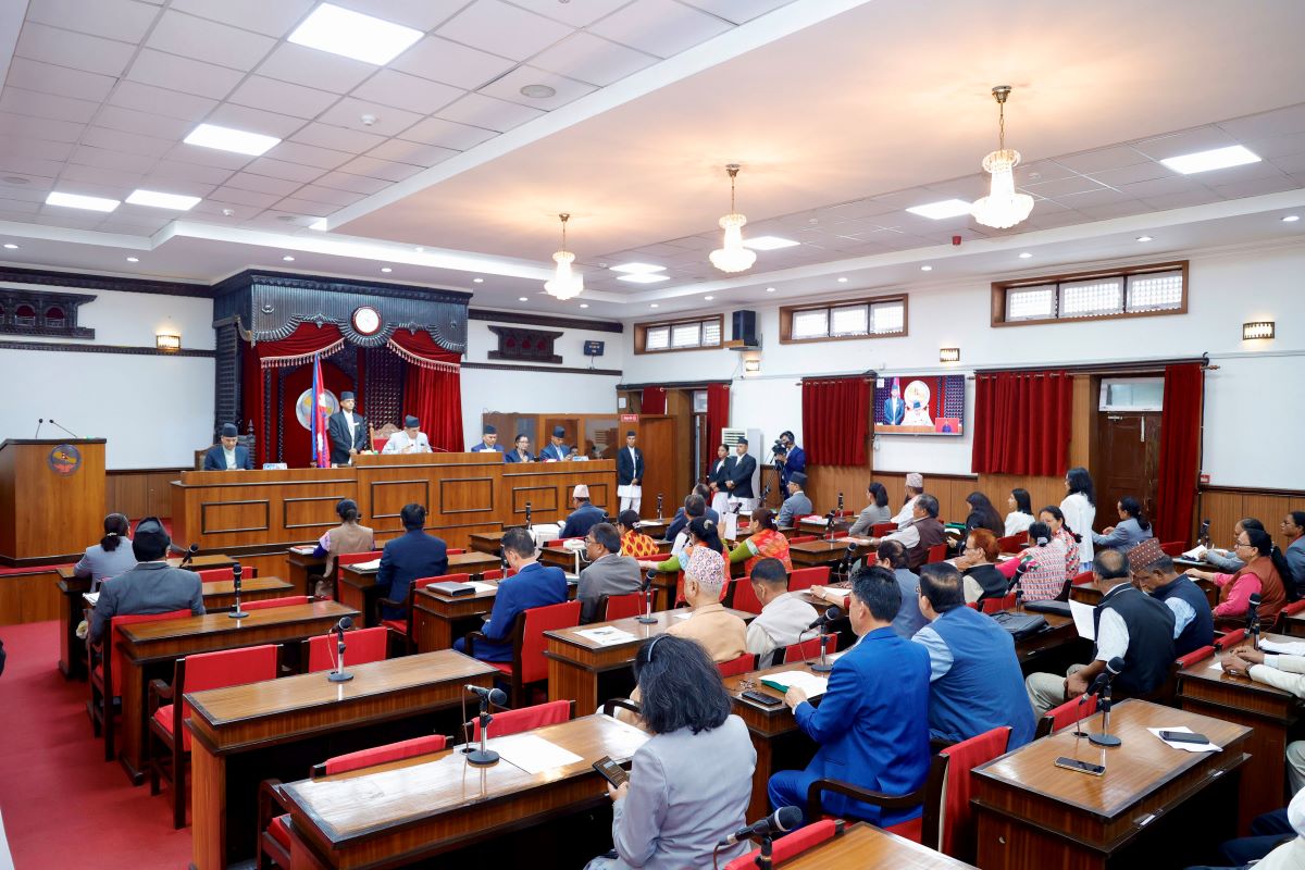तस्बिरः रासस