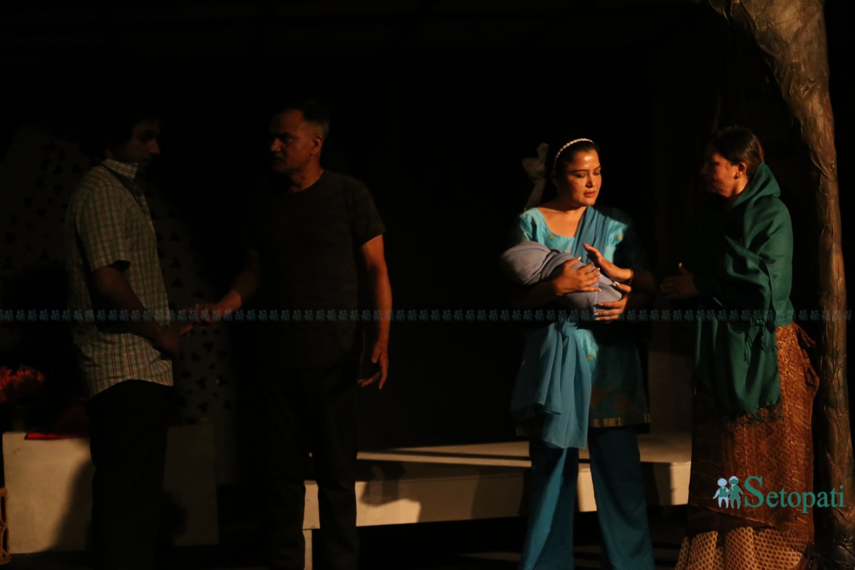 rekha-drama-(2)-1748932236.jpeg