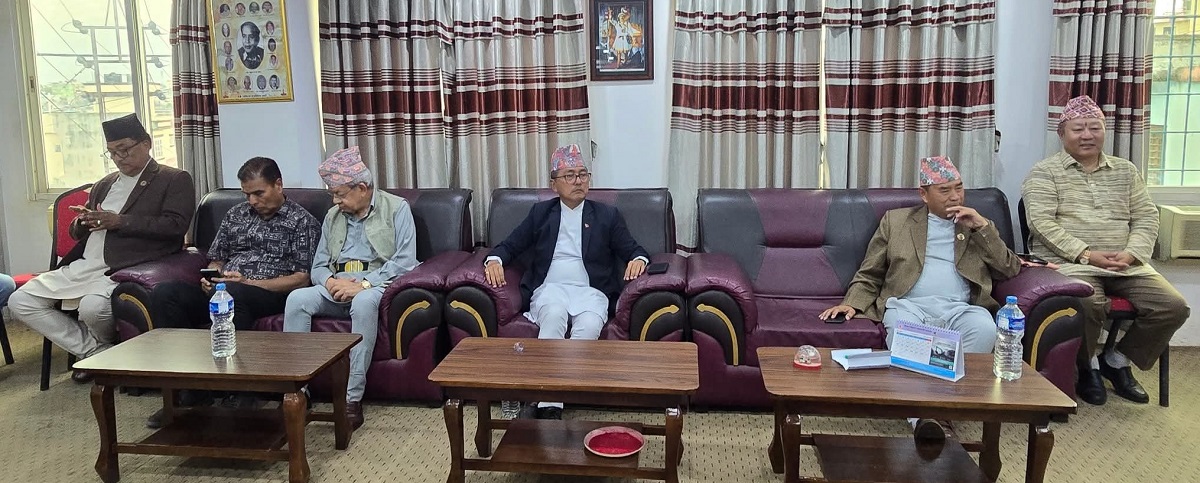 धुम्बाराहीमा राप्रपा केन्द्रीय कार्यसम्पादन समिति बैठक सुरू
