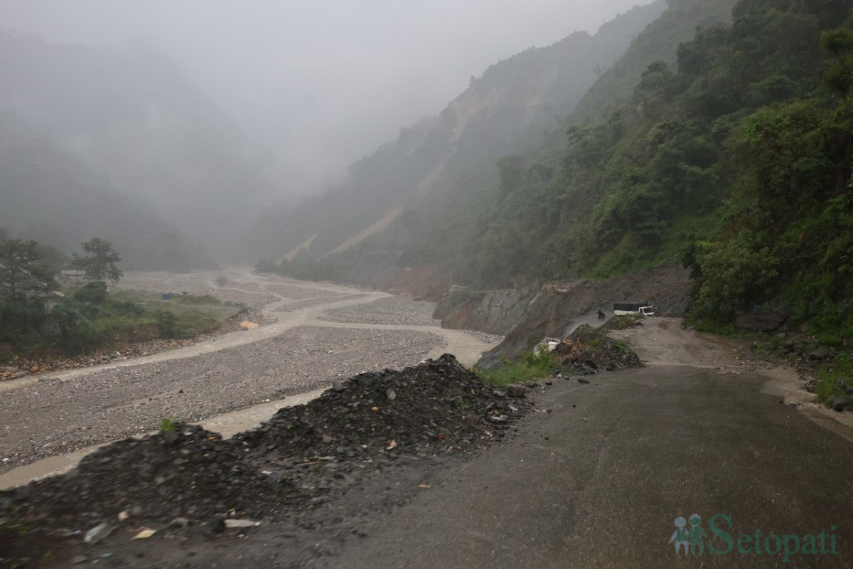 sadak-(4)-1750660188.jpg