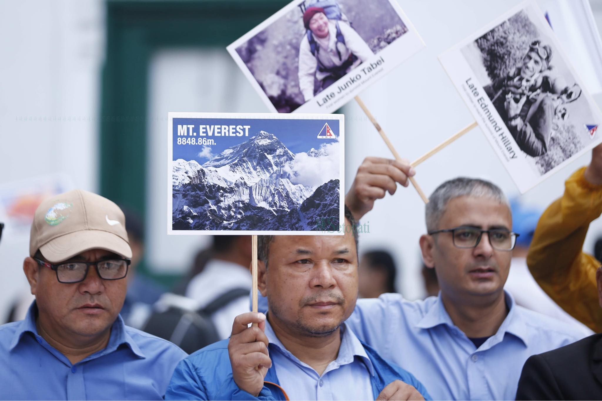 sagarmatha-diwas-(4)-1748490867.jpeg