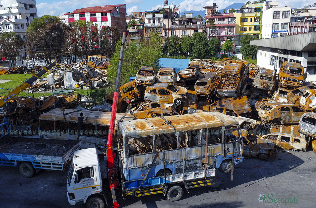 samsad-bhawan-fire--(1)-1760026620.jpg