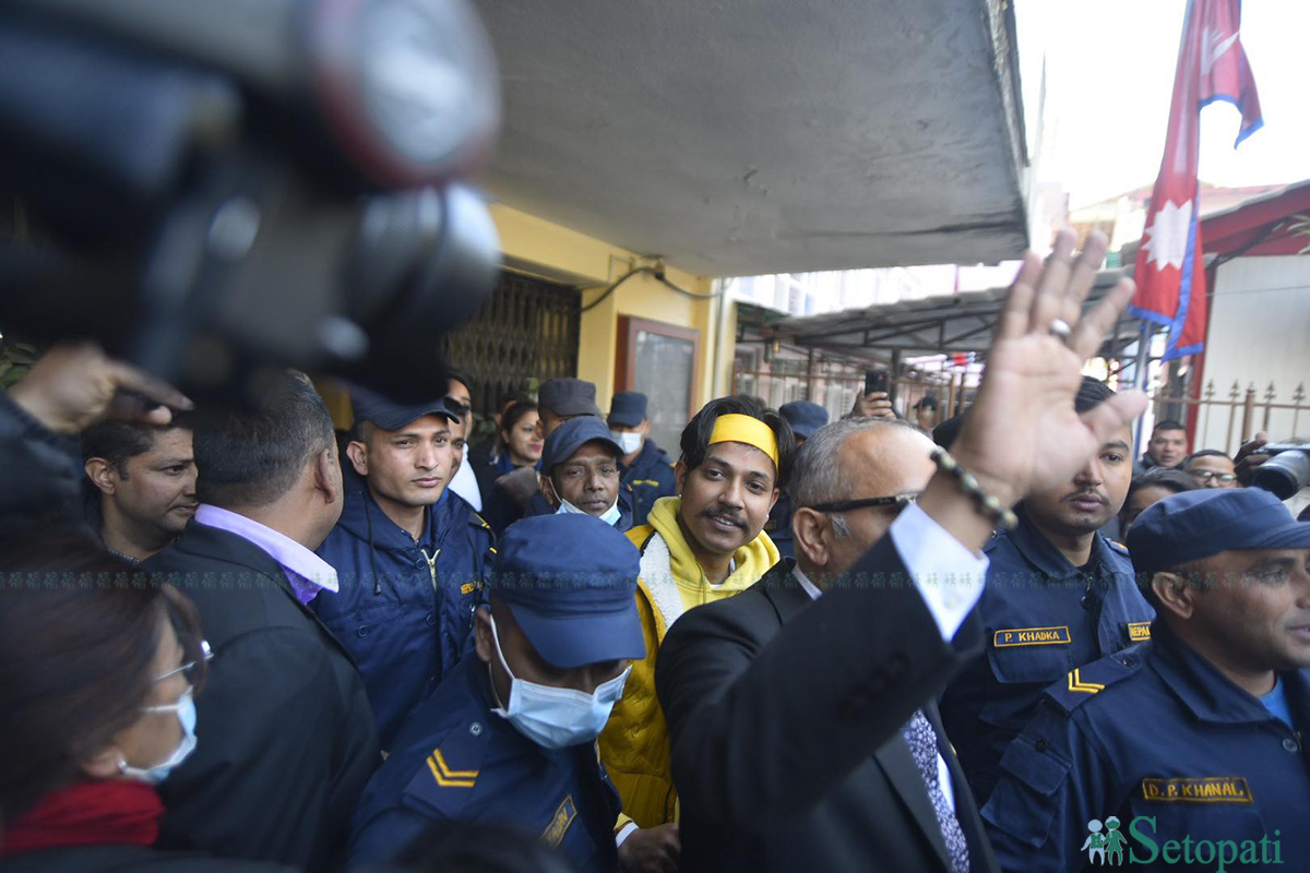 उच्च अदालतको आदेशपछि सन्दीप लामिछाने धरौटीमा रिहा भएका छन्। फाइल तस्बिर।