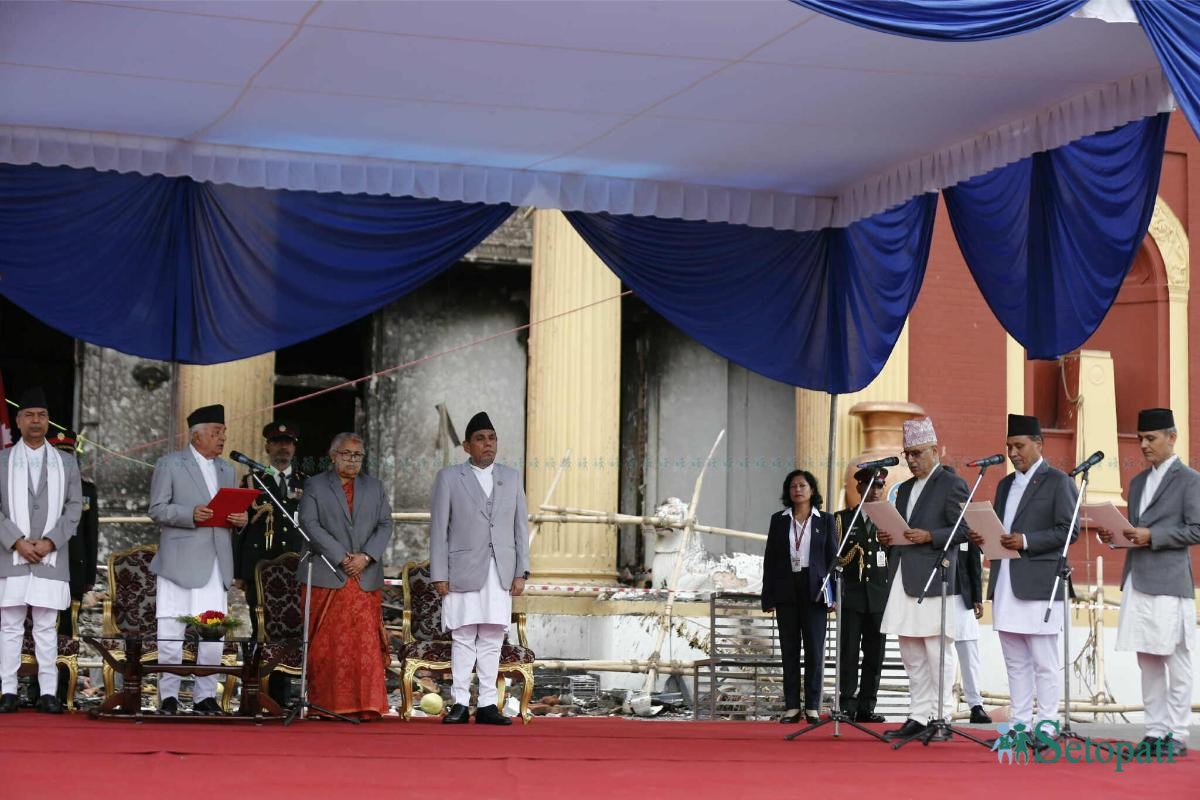 sapath-ministers-(17)-ink-1757919272.jpeg