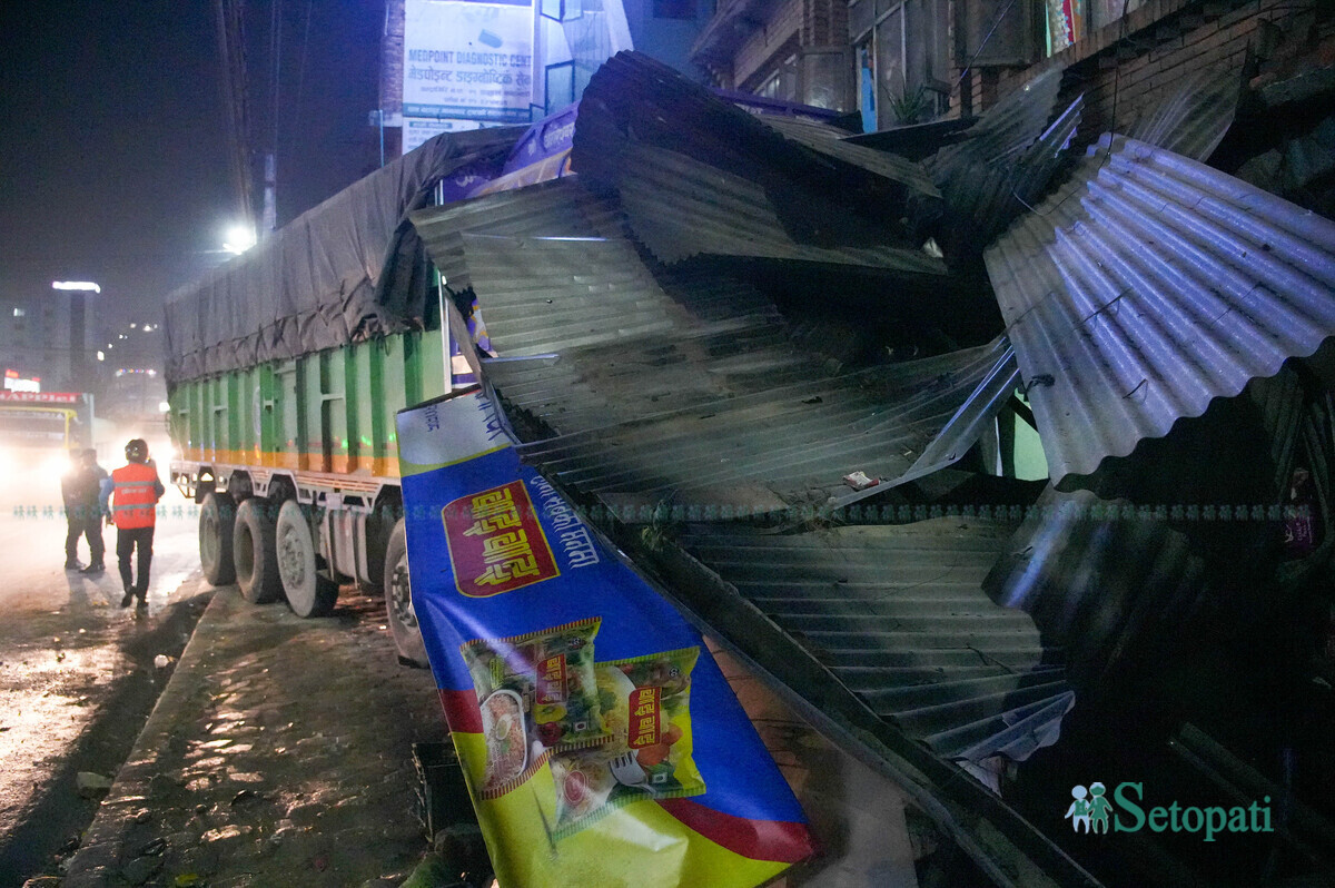 satungal-truck5-1792081131.jpg