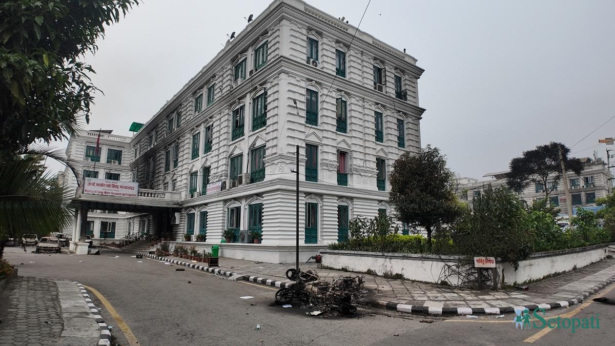 singha-durbar-aftermath-(8)-ink-1757477580.jpeg