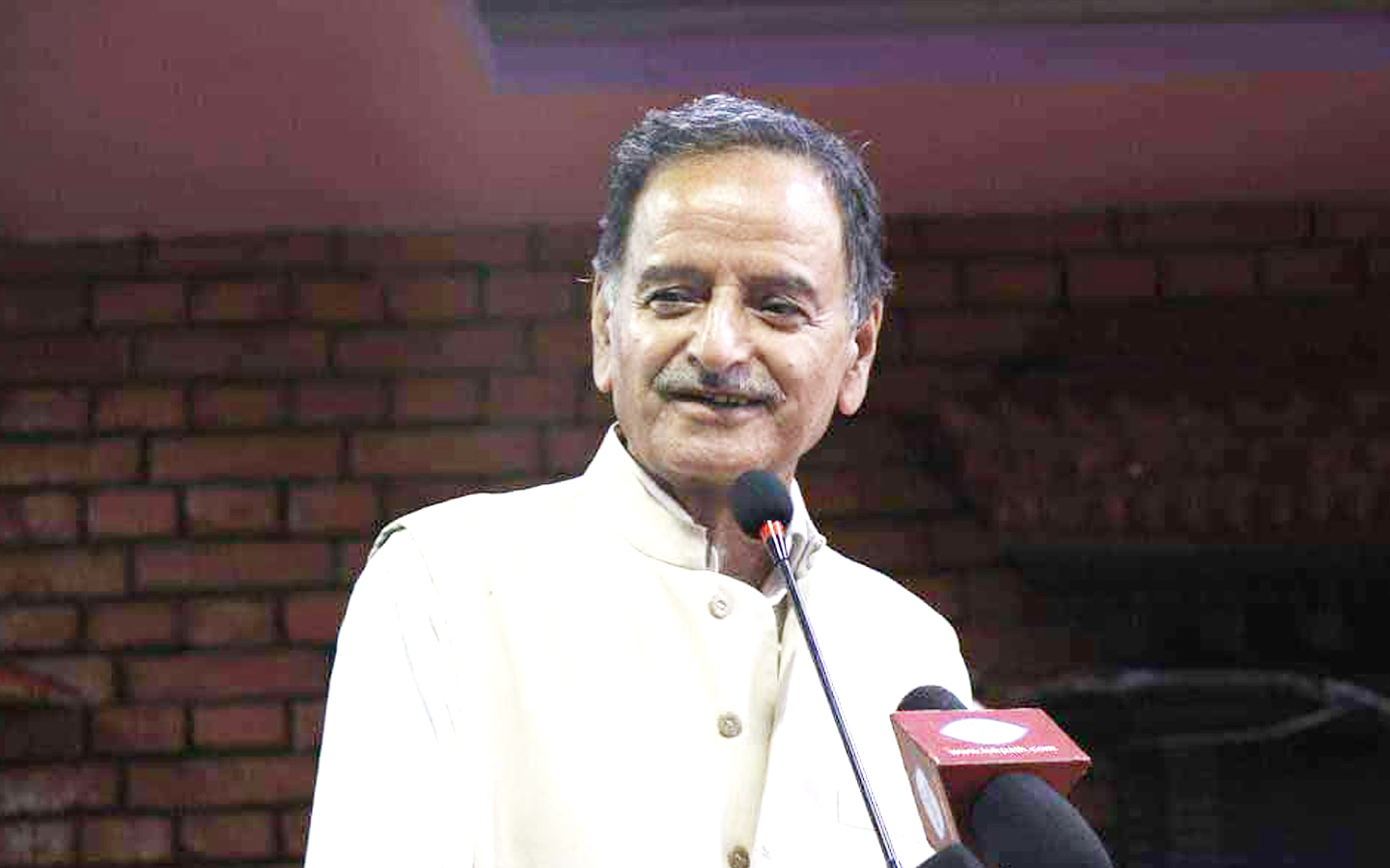 कर्मचारीले गल्ती गर्दा मन्त्रीले राजीनामा दिँदै गए राज्य व्यवस्था चल्दैनः सिटौला