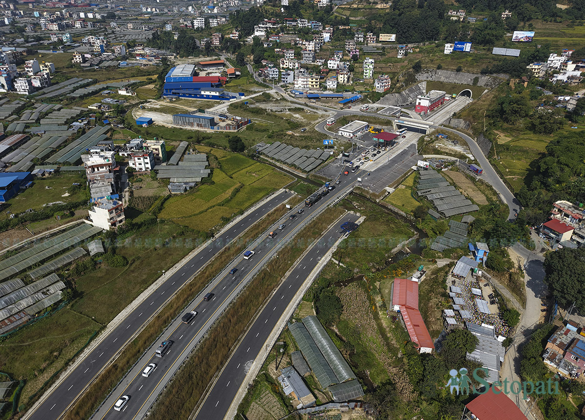 surung-marg-trafic-(12)-1792129144.jpg