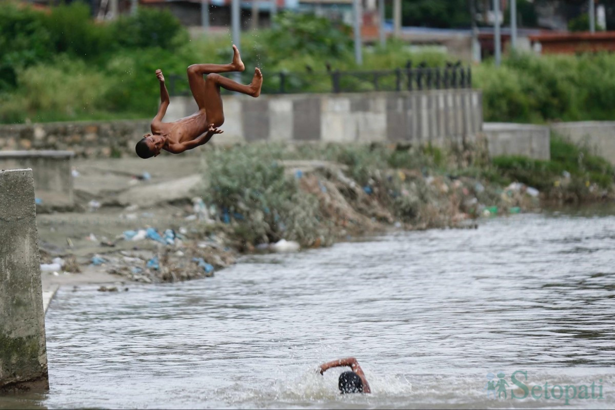 swimming-(9)-1752658683.jpg