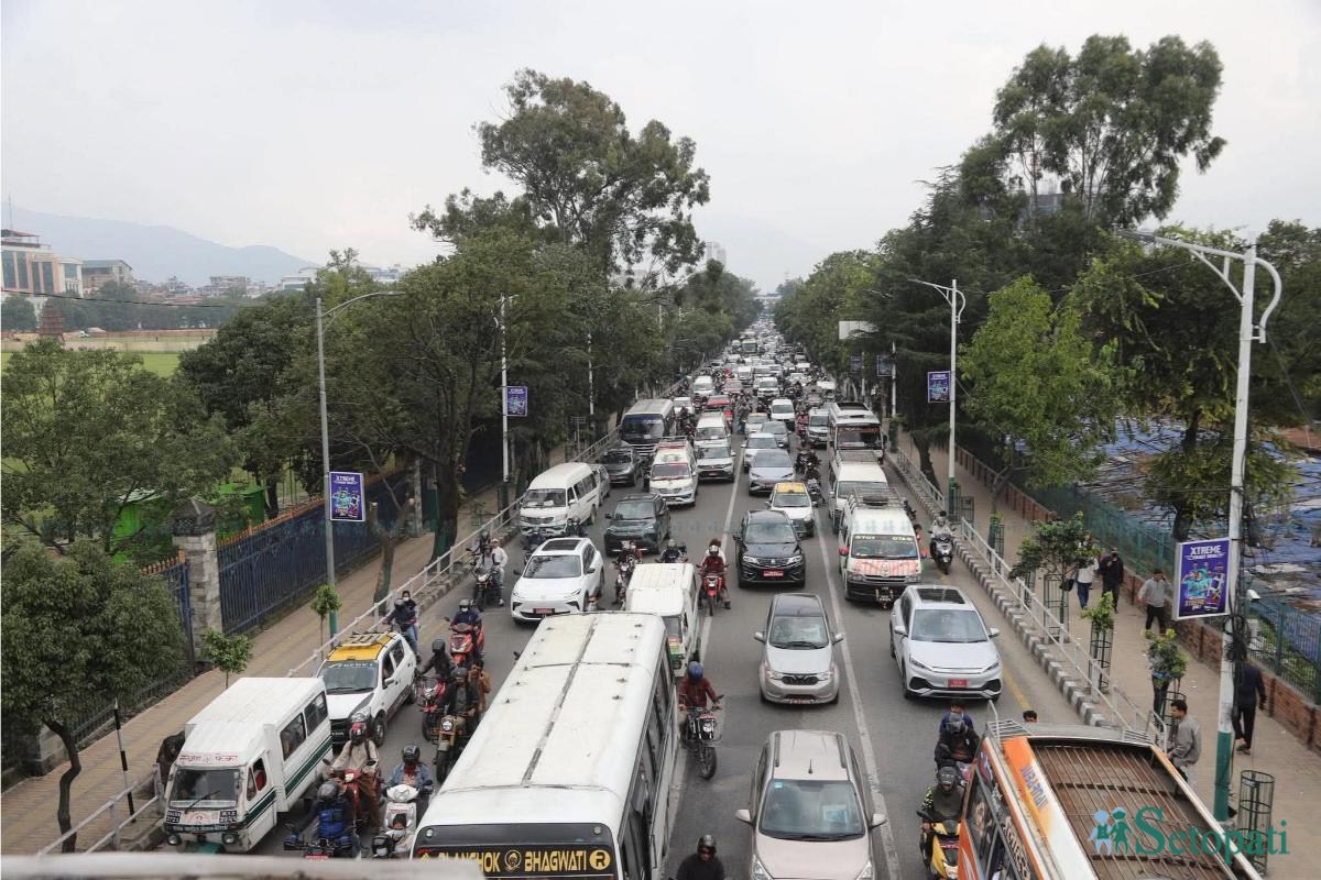 traffic-(3)-1791539383.jpeg