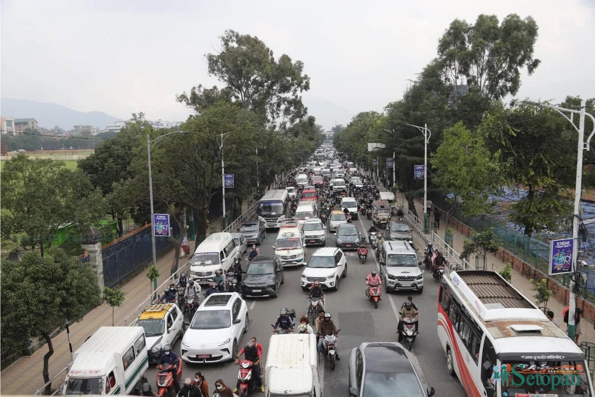 traffic-(4)-1791539383.jpeg