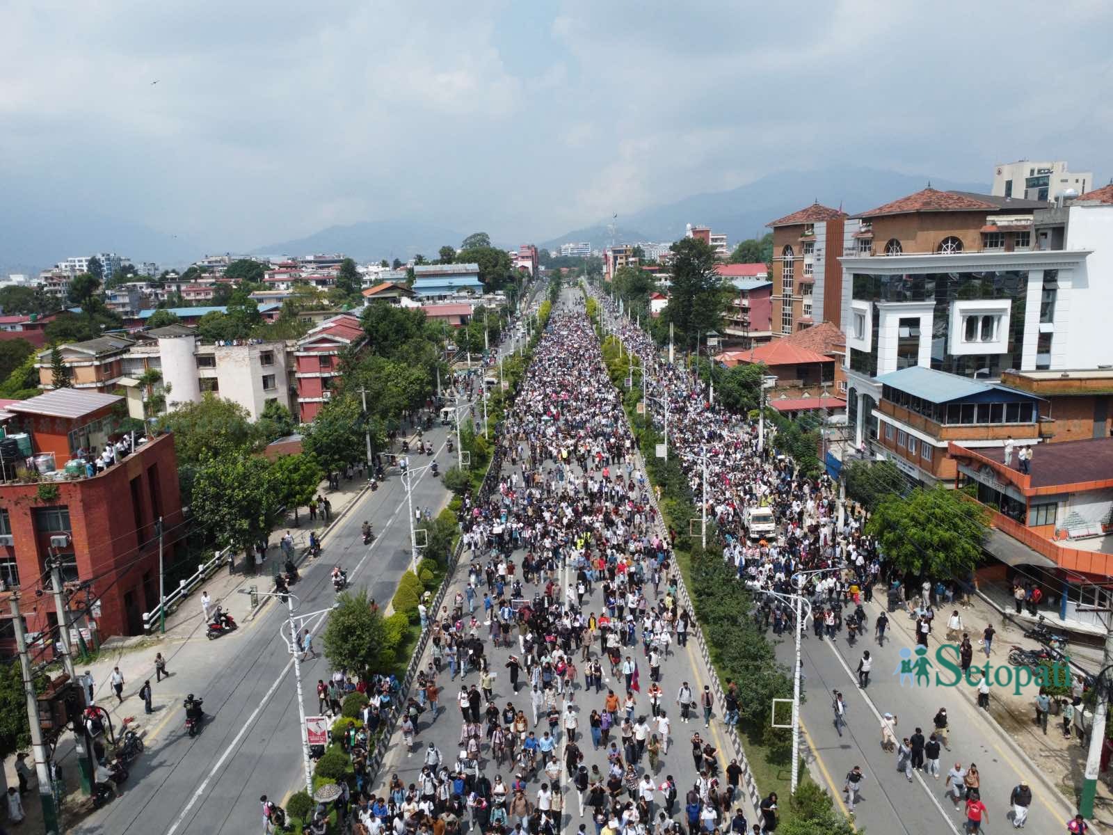 ड्रोनभ्यूमा हेर्नुस् बानेश्वरतर्फ अघि बढेको जेनजीको जुलुस