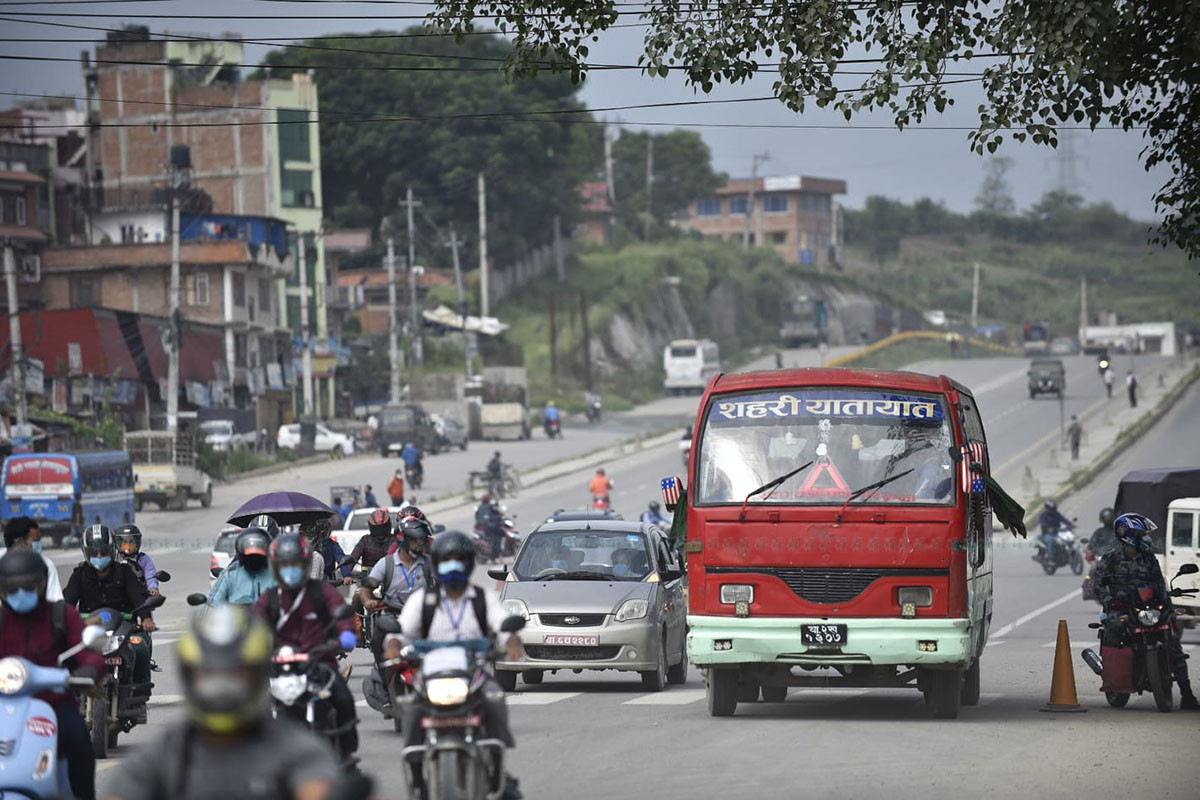 https://www.setopati.com/uploads/shares/2020/sujita/khukulo vehicle/vehicle khukulo (1).jpg